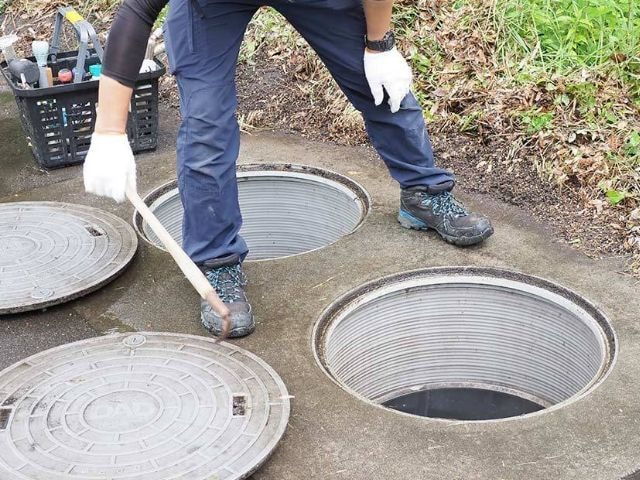 フタを開けて内部を確認